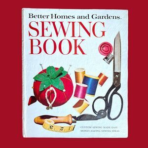 Vintage 1970 Better Homes and Gardens Sewing Book Hardcover Ring Bound 4th Print